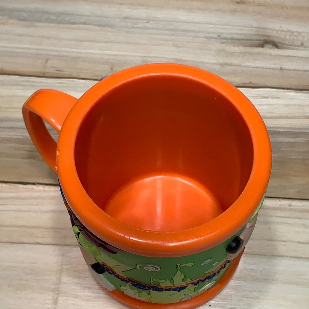 Disney Goofy plastic cup 6 oz - Picture 5 of 6